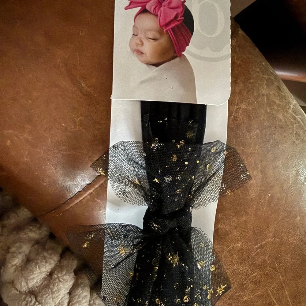 Baby Bling® Tulle FAB® soft nylon headband with a shimmering tulle bow